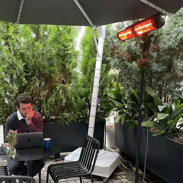 ELCON seria EIR Promienniki ciepła podczerwieni - ogrzewanie strefowe, zewnętrzne HoReCa