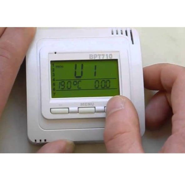 BPT713 Bezprzewodowy programowalny termostat, regulator temperatury z odbiornikiem gniazdkowym (zestaw)